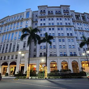 House Of B&y At 101 Newport Across Naia T3 Apartment